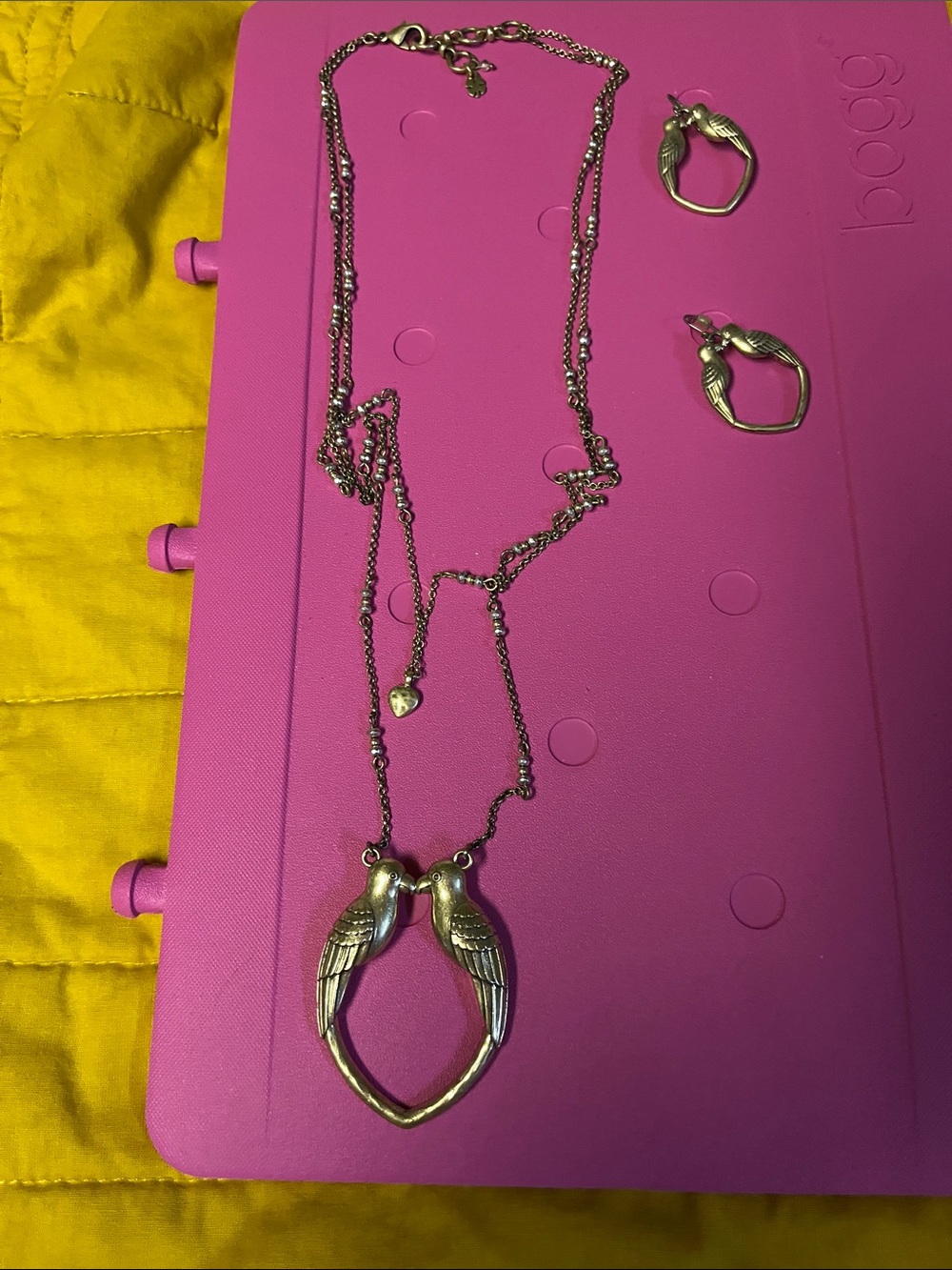 Lucky Brand Gold-Tone Dove Heart Necklace with Matching earrings bracelet